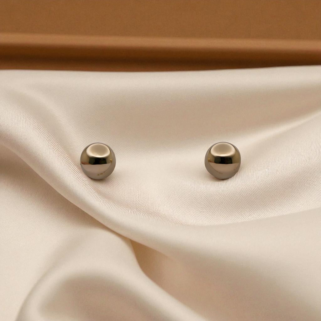14K Yellow Gold Stud Earrings, 6mm, 0.6g