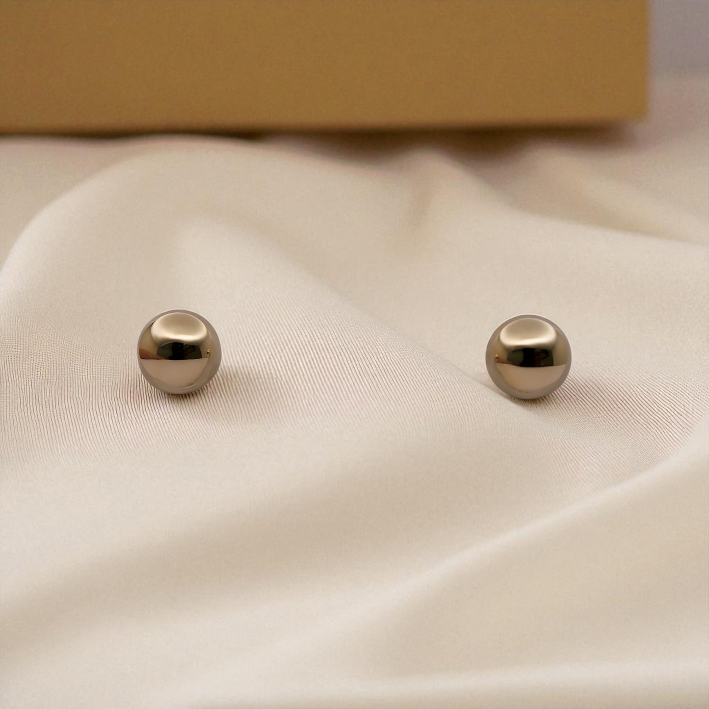 14K YG - 0.5g - NS - Earrings - -