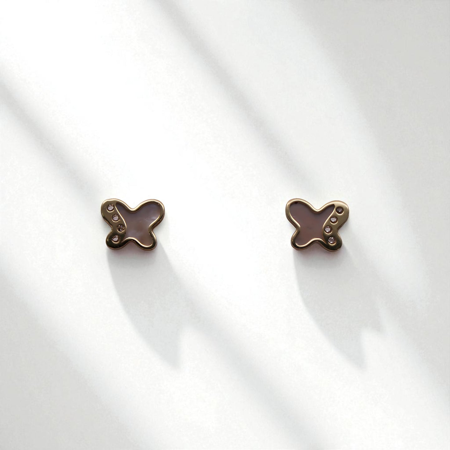 14K YG - 0.8g - CZ - Earrings - -