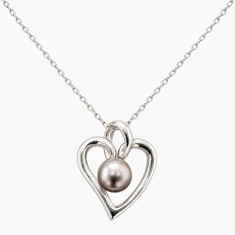 14K White Gold 2.6g Black Pearl Heart Chain & Pendant 16