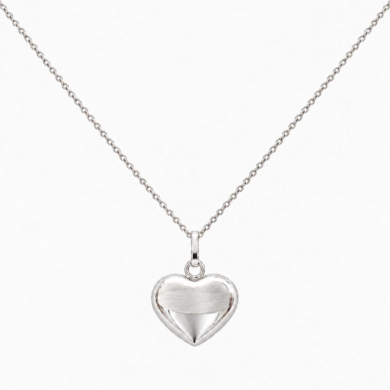 14K White Gold 1.3g Heart Chain & Pendant 16