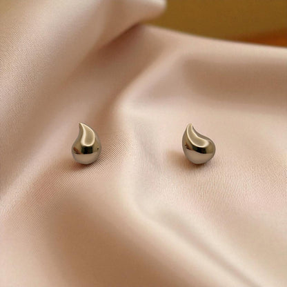 14K YG Teardrop Earrings