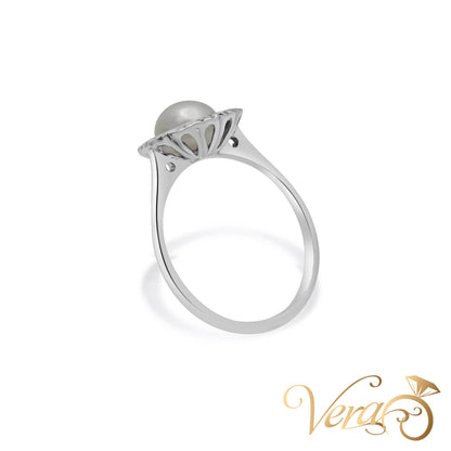18K WG Women Ring Pearl, Size 7.75, 2.5g