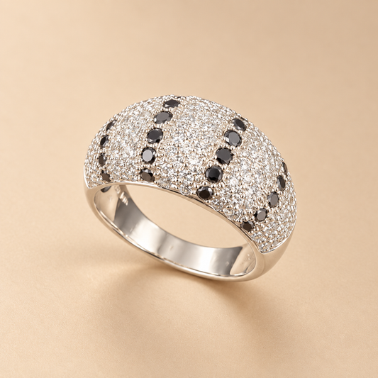 14K WG 7.8g 0.35 ct NAT Ring 7.5 sz Women