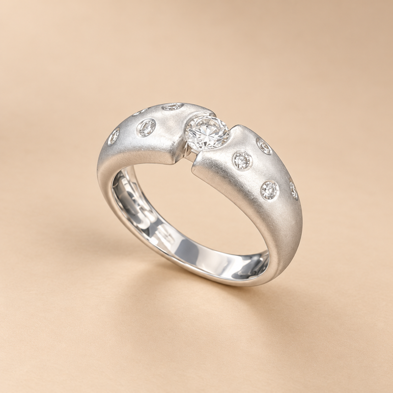 18K WG Diamond Ring 0.30 ct NAT, Size 5.75, 5.9g
