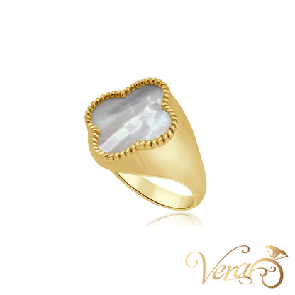 14K YG Clover Ring Mother of Pearl, Size 8.5, 6.4g