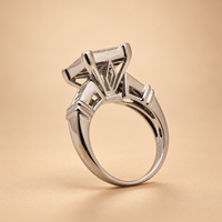 14K WG Women Ring 2.00 ct NAT, Size 7.25, 6.9g