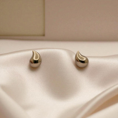 14K YG Teardrop Earrings